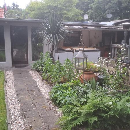 Apartmenthaus Mit Sauna Und Whirlpool Κρέφελντ Εξωτερικό φωτογραφία