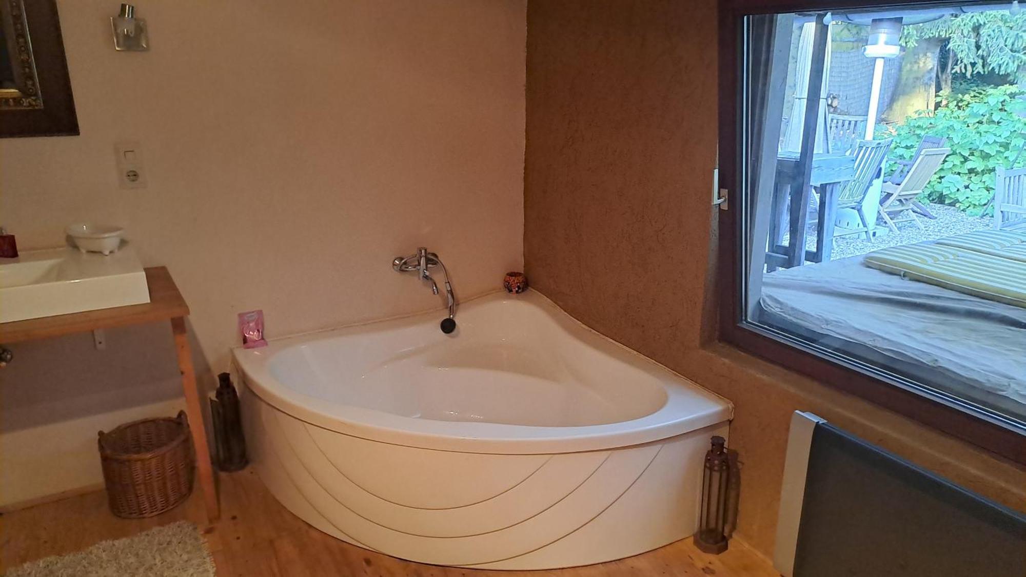 Apartmenthaus Mit Sauna Und Whirlpool Κρέφελντ Εξωτερικό φωτογραφία
