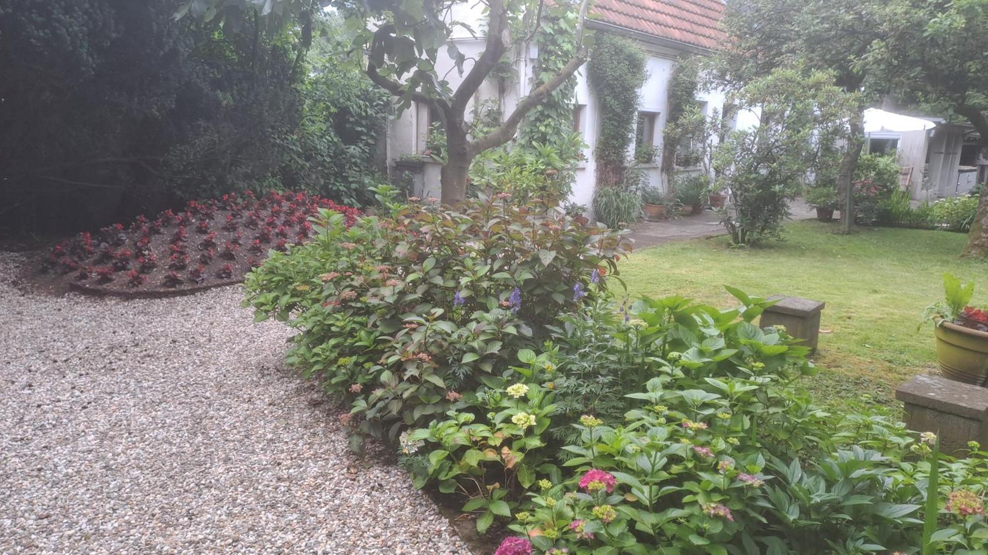 Apartmenthaus Mit Sauna Und Whirlpool Κρέφελντ Εξωτερικό φωτογραφία